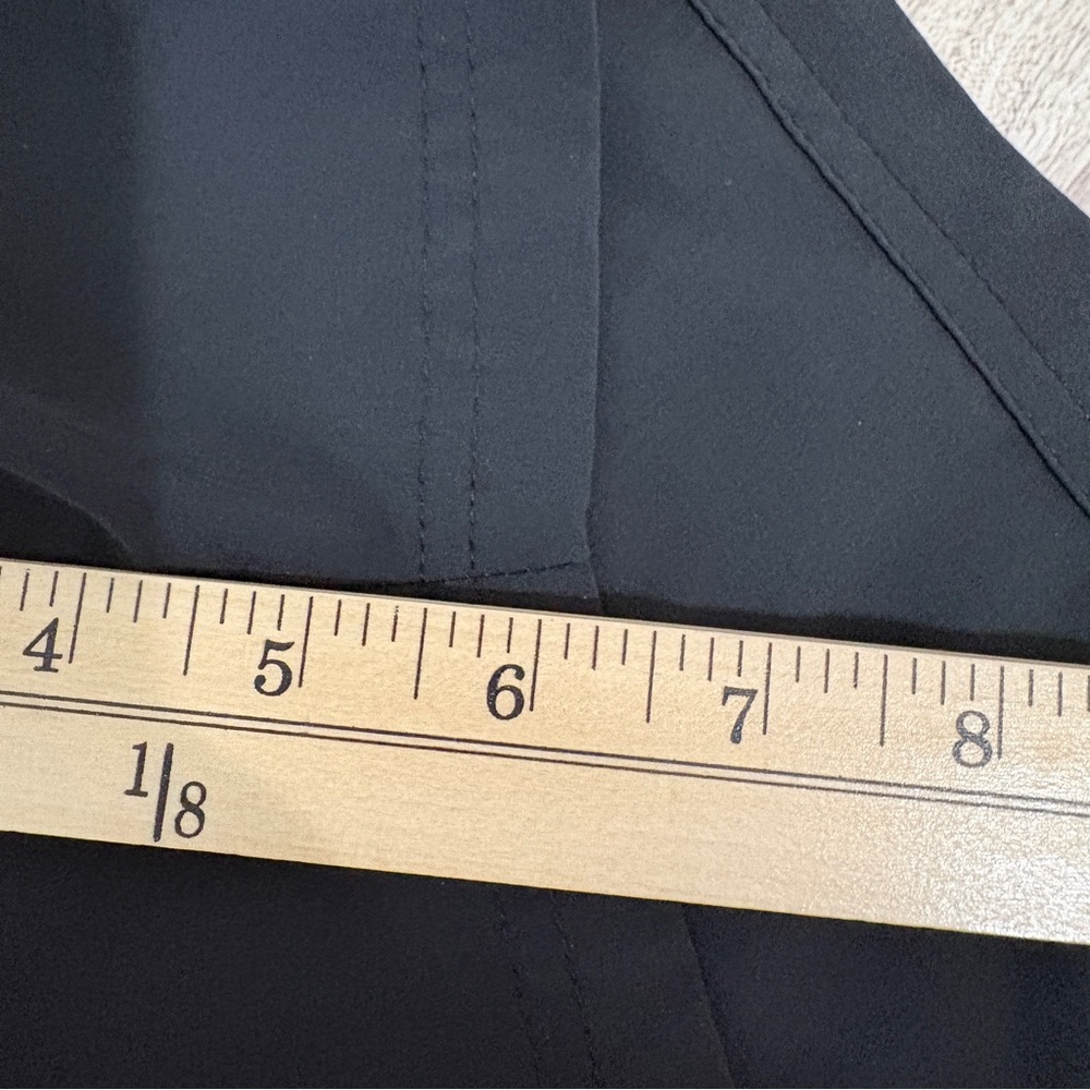 L.L. Bean Black UPF 50+ Stretch Board Shorts - Picture 12 of 13